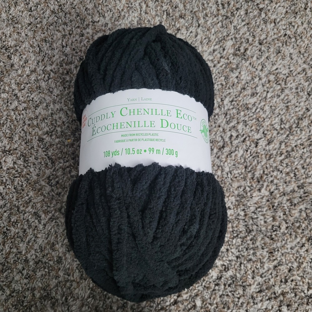 Loops & Threads Cuddly‎ Chenille Eco Ecochenille Douce 108 yds Black